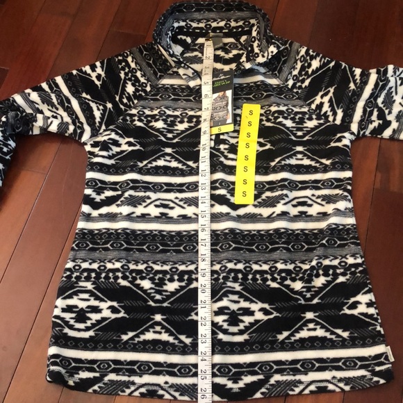 Eddie Bauer Womens' 1/4 Zip Pullover - Picture 7 of 10